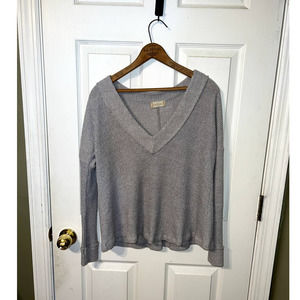 Altar'd State gray vneck knit sweater size M
